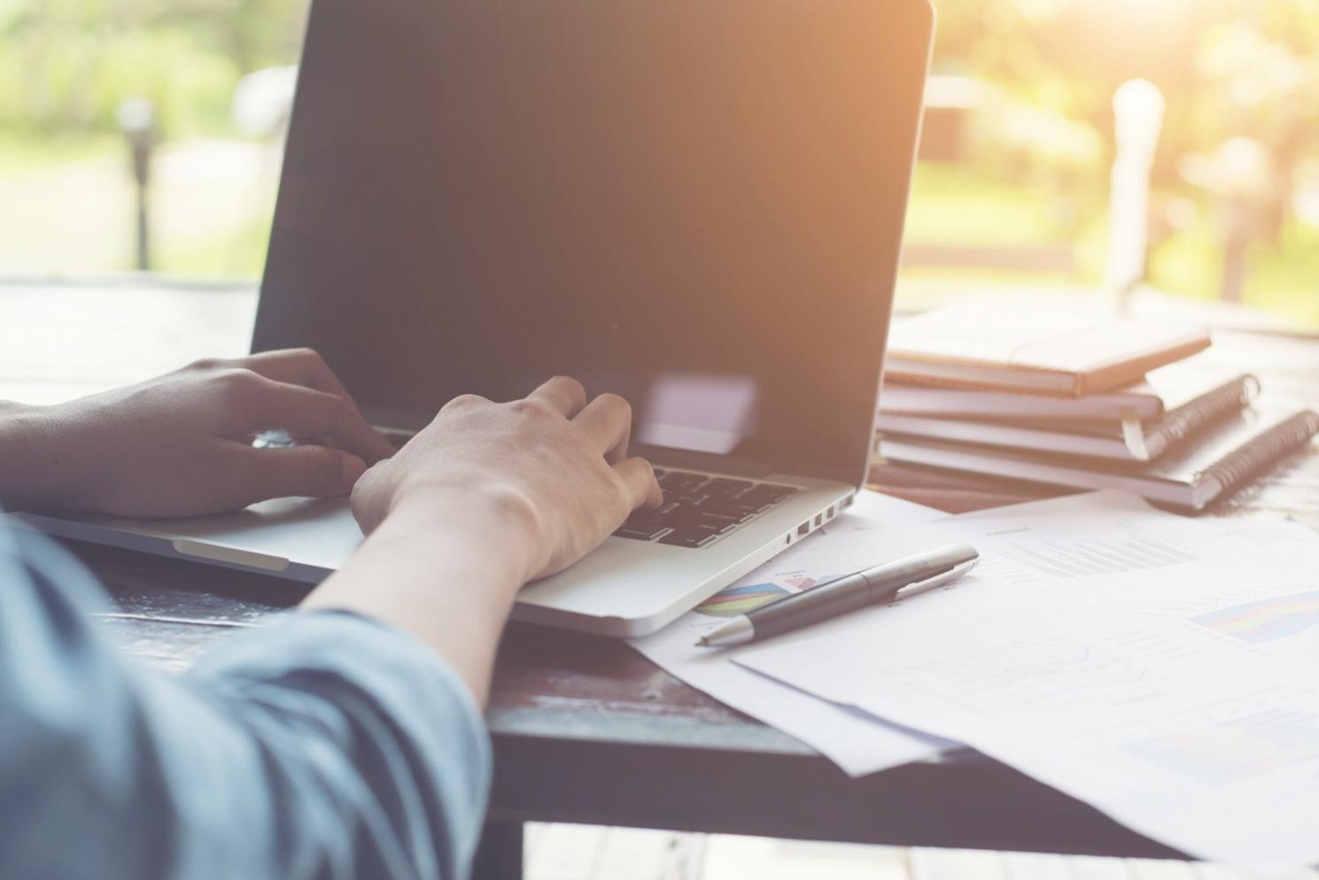 Investment monitoring dashboard showing portfolio analysis